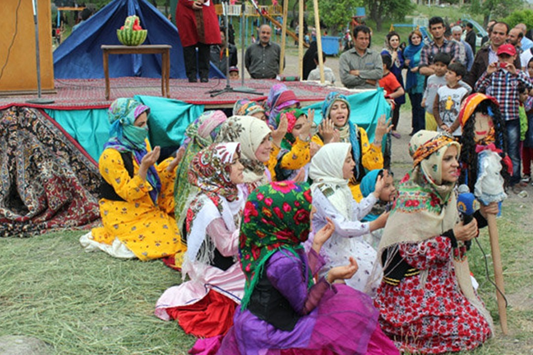 چومچه‌خاتون مراسم سنتی زنان کوثر برای طلب باران